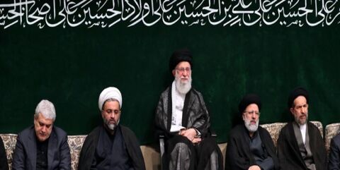 رهبر انقلاب: تریبون‌های جریان حق، القائات نظام سلطه را افشا کنند