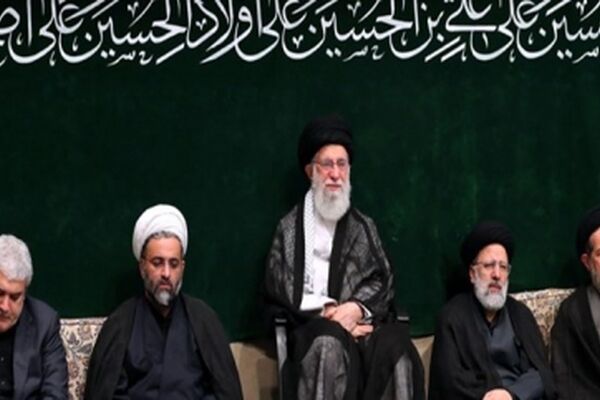 رهبر انقلاب: تریبون‌های جریان حق، القائات نظام سلطه را افشا کنند