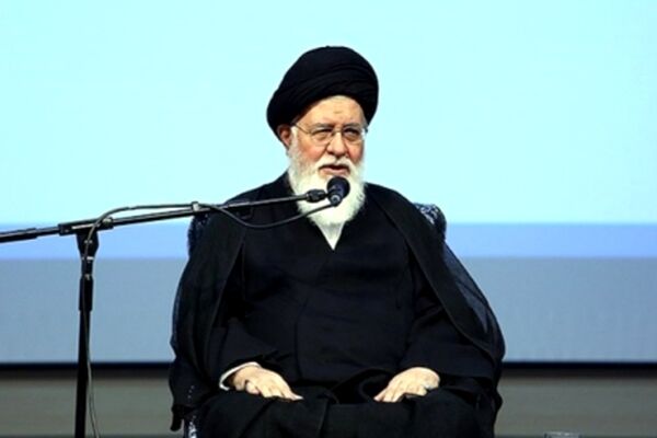 امام جمعه مشهد: دانش‌آموزان باید راهبرد شهید فهمیده را پیاده‌سازی کنند