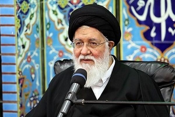 آیت الله علم الهدی: بعد از رحلت پیامبر جامعه به عصر جاهلی خود بازگشت