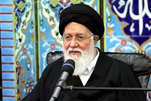آیت الله علم الهدی: بعد از رحلت پیامبر جامعه به عصر جاهلی خود بازگشت