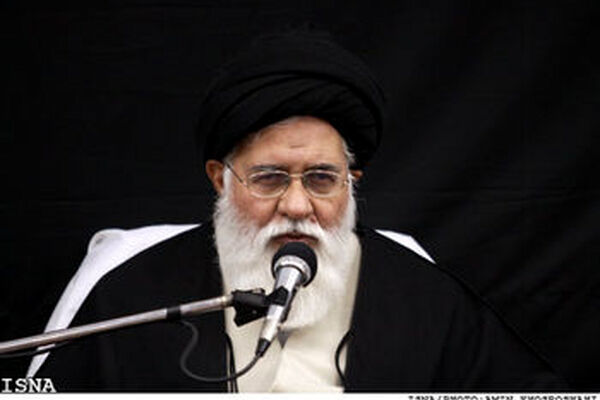 امام جمعه مشهد: امام رضا(ع) جریان امامت را مقابل توطئه مامون تثبیت کردند
