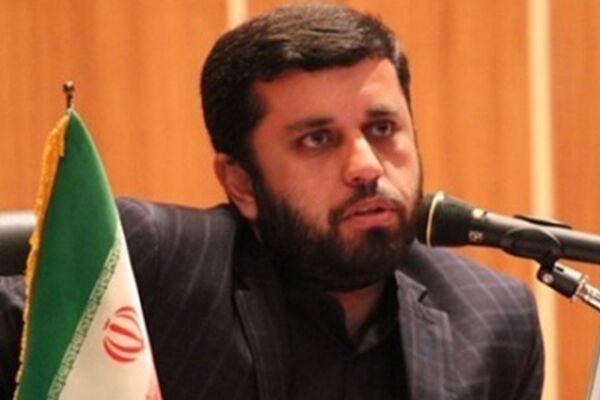 دانشجویان با تفکر انقلابی استکبار فکری و فرهنگی را مدیریت کنند