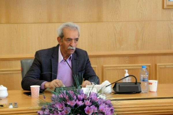 کرونا کسب و کارهای خرد و کلان را با مشکل مواجه کرده است