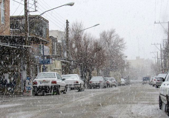 برف و باران ۱۰ شهر خراسان رضوی را فرا گرفت