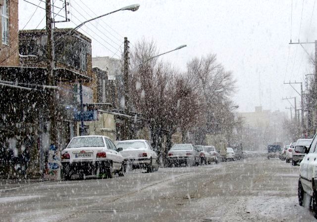 برف و باران ۱۰ شهر خراسان رضوی را فرا گرفت