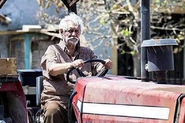 «خروج» حاتمی کیا را در فیلیمو و نماوا ببنید