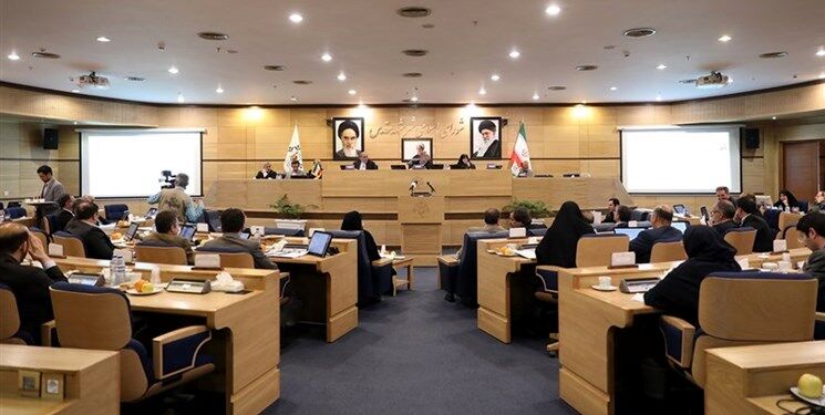 جلسه امروز شورای شهر مشهد از رسمیت خارج شد/ ترک جلسه ۴ نفر از اعضا