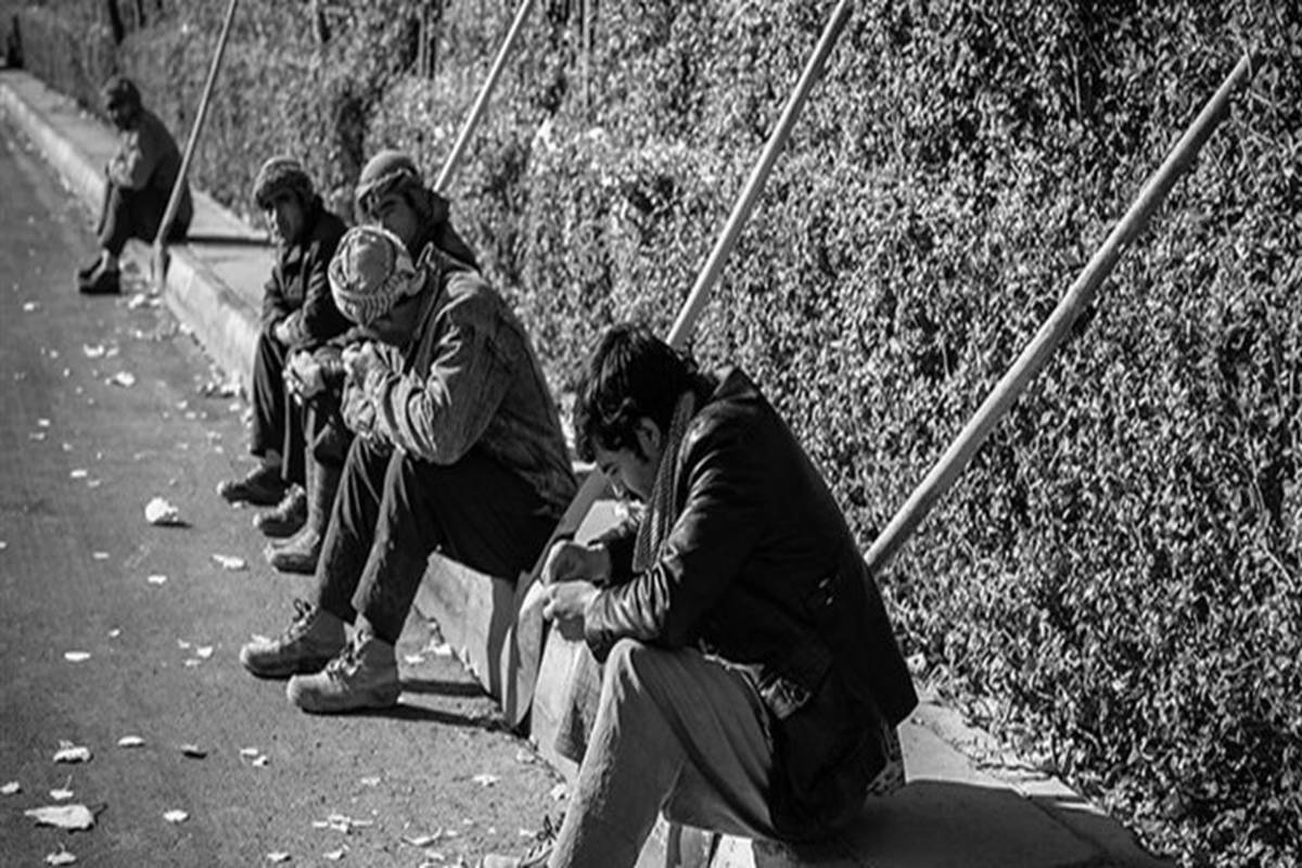 فیلم| کار جالب آستانقدس برای کارگران گذری مشهد