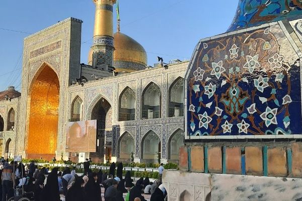 بازگشایی حرم رضوی پس از ۶۹ روز