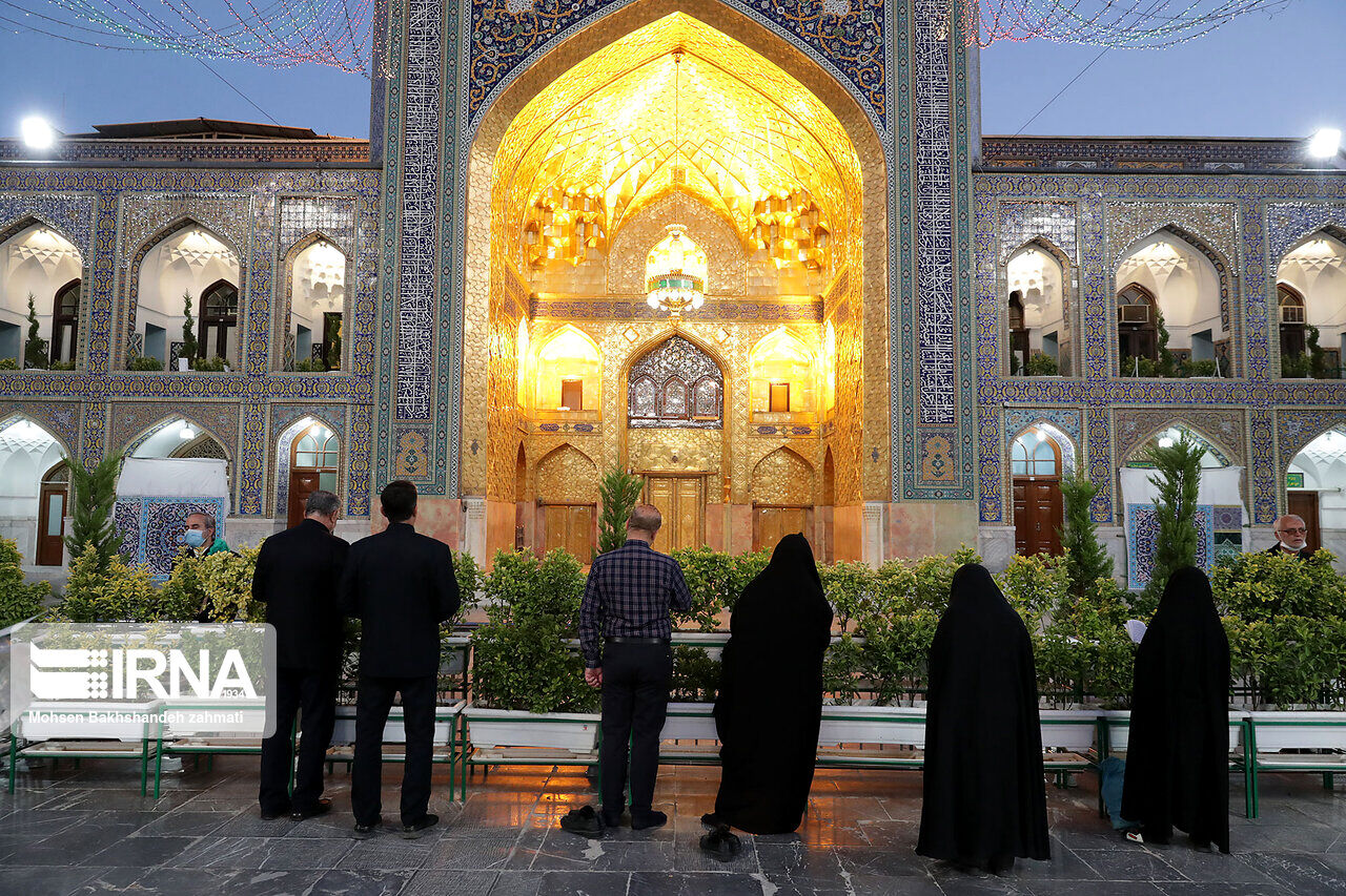 بازگشایی صحن‌های حرم رضوی و دغدغه‌های پیشگیری از کرونا