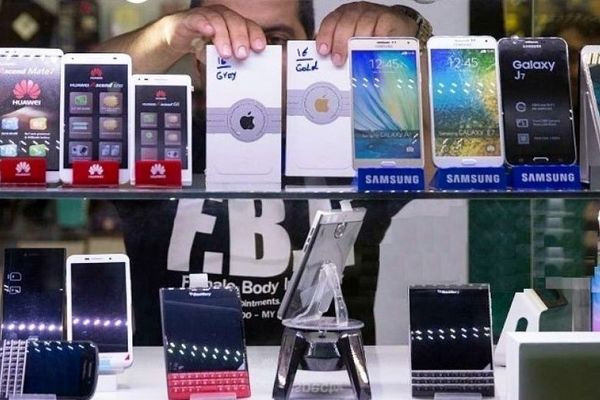 بازگشت گوشی‌های قاچاق به بازار
