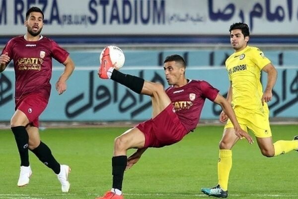 برتری شهرخودرو مقابل گل‌گهر؛ مشهدی‌ها صدرنشین لیگ برتر شدند