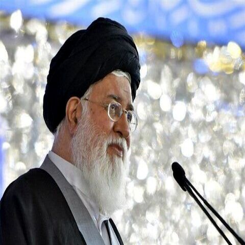 غافلگیر کردن مردم در عرصه مدیریتی گناهی نابخشودنی است/ لزوم برخورد جدی دستگاه قضا با اشرار گران‌فروش