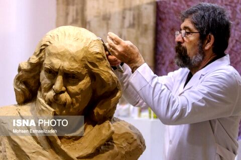 می‌خواستم روح اخوان ثالث در سردیس‌اش نمود پیدا کند