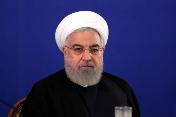 دانشجویان دانشگاه فردوسی از رئیس جمهور برای حضور در مراسم روز دانشجو دعوت کردند