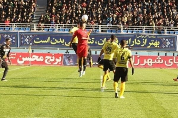 هفته چهاردهم لیگ برتر فوتبال/ فرار گل‌محمدی از سومین شکست متوالی در دقایق پایانی