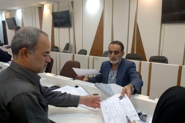 کریمی‌قدوسی ثبت‌نام نکرد