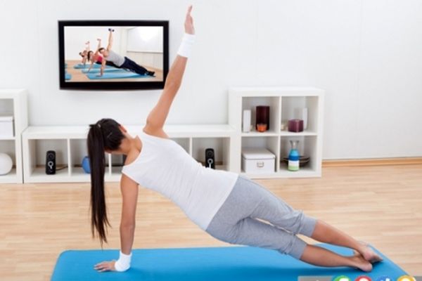 ۳۰ دقیقه ورزش در منزل برای خانم های خانه دار بدون نیاز به باشگاه رفتن