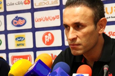 گل‌محمدی: تیم فوتبال شهر خودرو روزهای سختی را سپری می‌کند