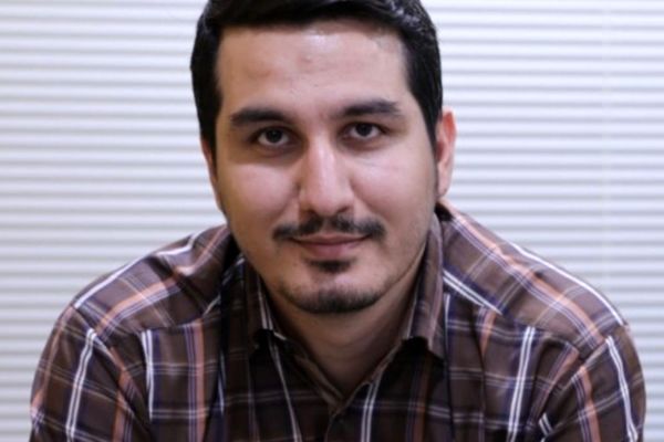 تصویر مشهد؛ سیاه سفید خاکستری