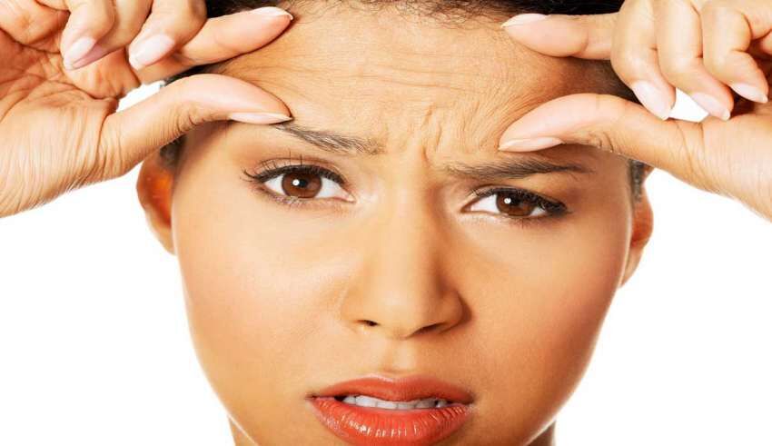 ماساژ صورت با تکنیکهای شش گانه برای جلوگیری از چروک پوست