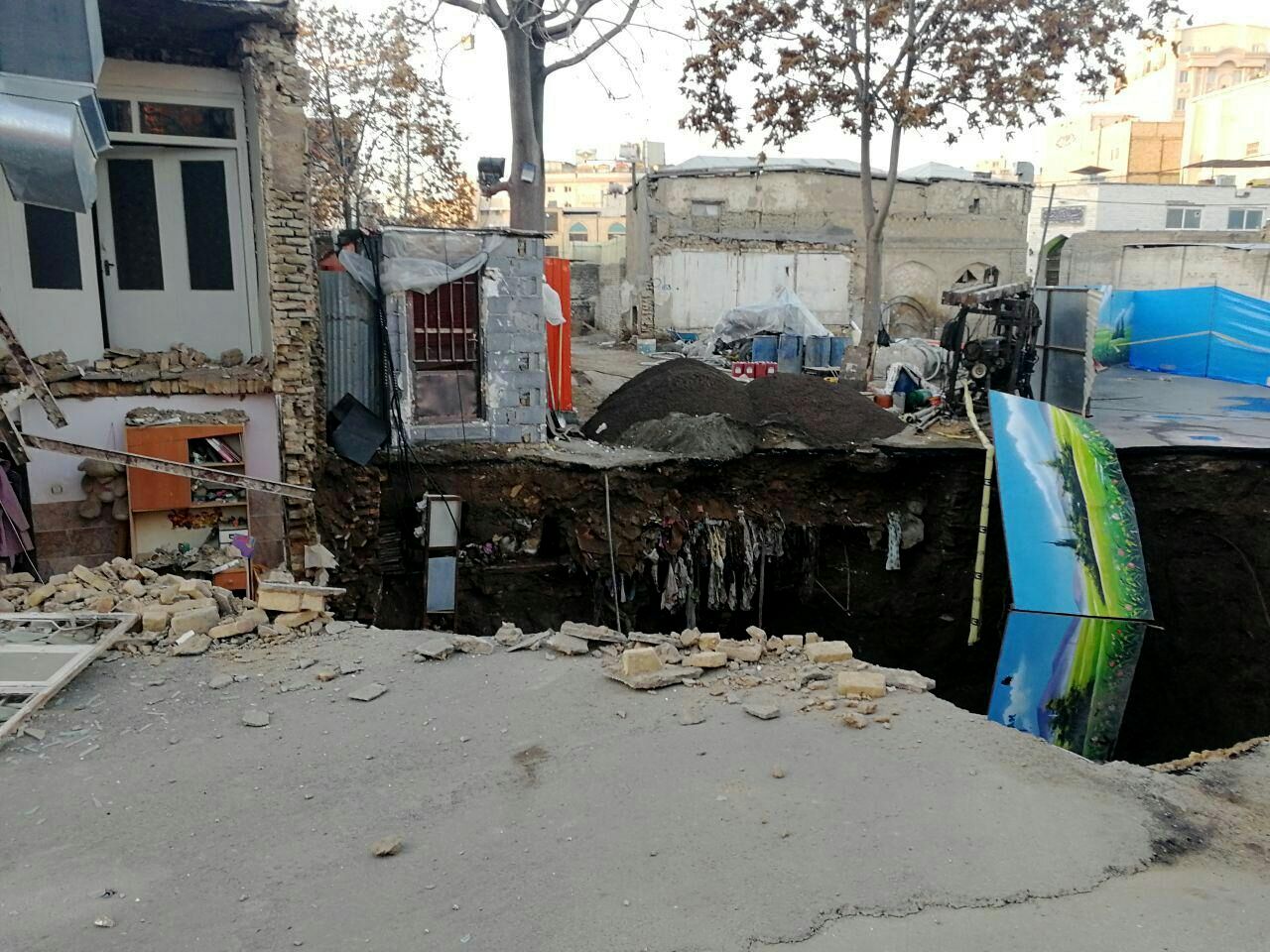 فیلمی از فرونشست زمین در مشهد