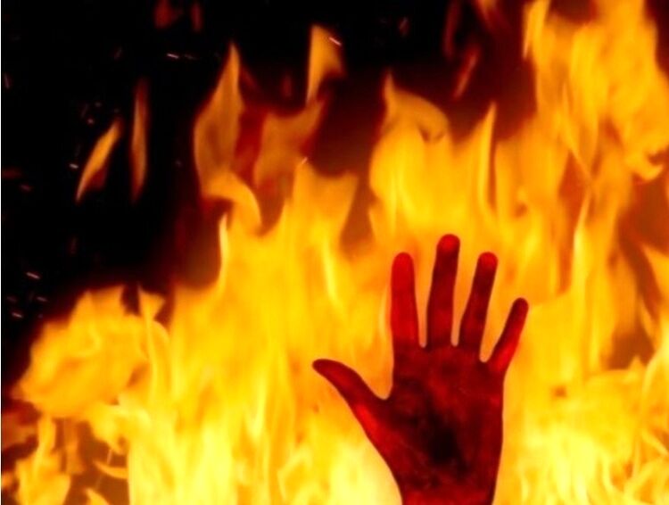 این‌ مرد همسرش را در حمام‌ آتش زد