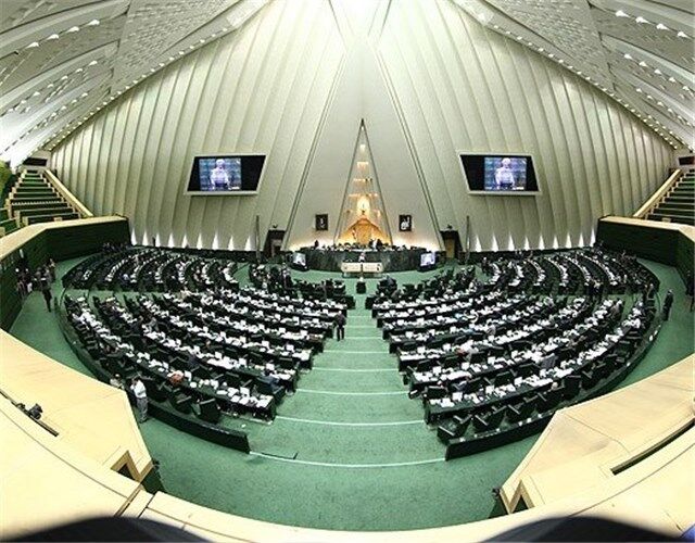 اعتدال گرایان مشهد به دنبال کاندیدا برای لیست