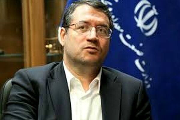۹۰ درصد پوشاک مورد نیاز در داخل کشور تولید می‌شود