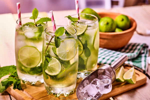 طرز تهیه موهیتو؛ تابستان را دور بزنید!