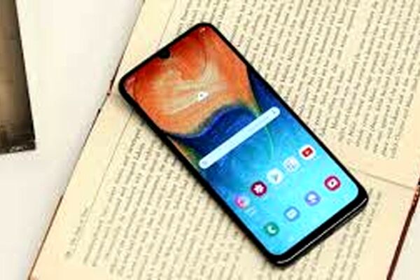 قیمت روز گوشی موبایل در بازار امروز ۲۴ تیر ۹۹+جدول