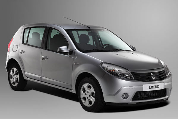 ۷ عیب ماشین رنو ساندرو