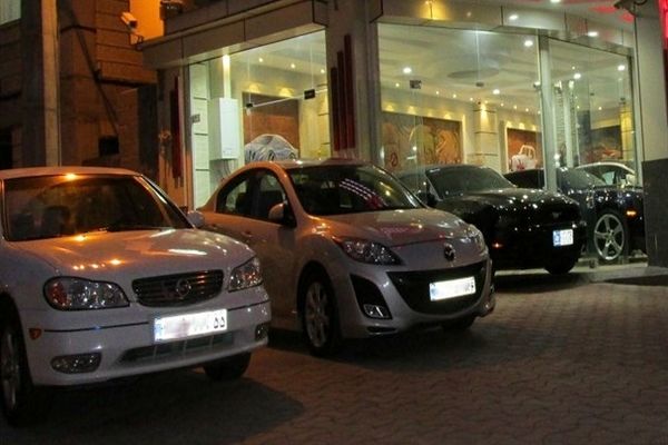 بازار خودرو مشهد با رکود مواجه است