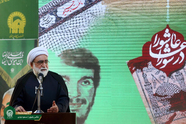 ادامه راه شهدا یعنی کار جهادی و خستگی‌ناپذیر برای رضای خدا