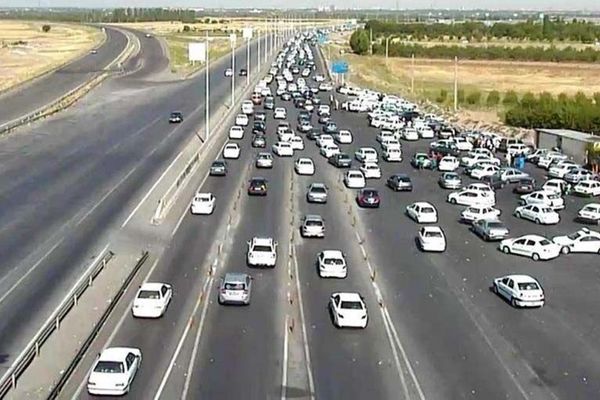 ترافیک سنگین در جاده‌های خراسان رضوی/  9 مجروح و یک کشته در 24 ساعت