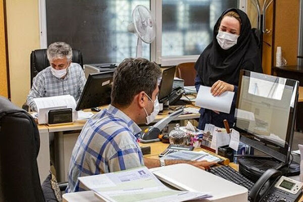 اجباری شدن استفاده از ماسک در مشهد/ انفصال از خدمت برای کارمندانی که ماسک نمی‌زنند