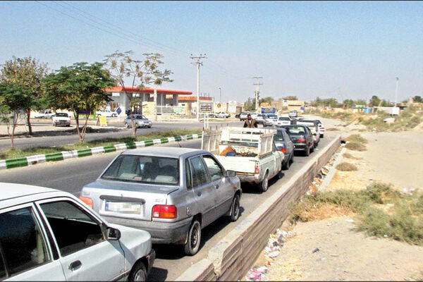 تعطیلی جایگاه‌های سی ان جی/ صف‌‌های اتوبوسی خودروهای گازسوز در مشهد