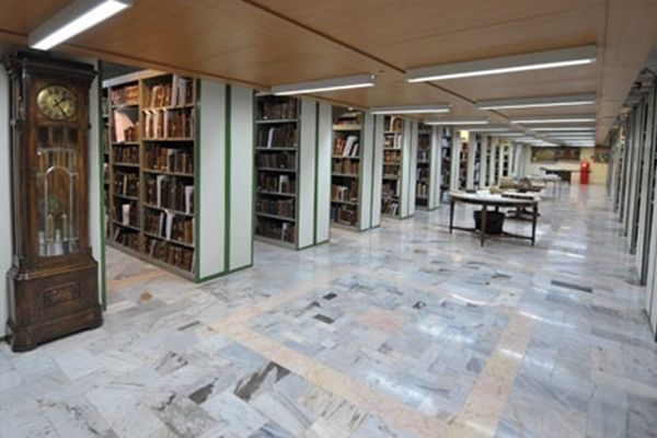 کتابخانه‌های آستان قدس رضوی بازگشایی شد