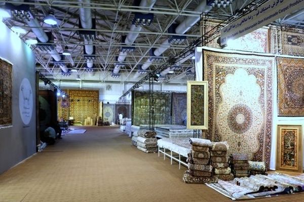 اگر از فروش فرش حمایت نمی‌کنید حداقل از تولید فرش دستباف حمایت کنید