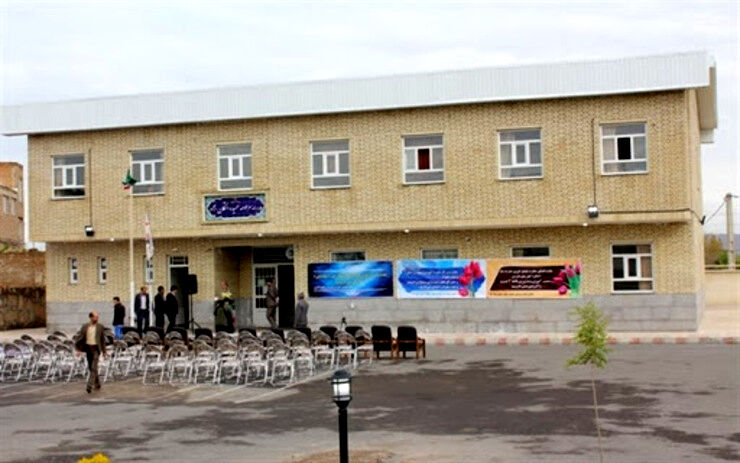 برخی از مدارس بخش احمد آباد فاقد ساختمان سرویس بهداشتی است