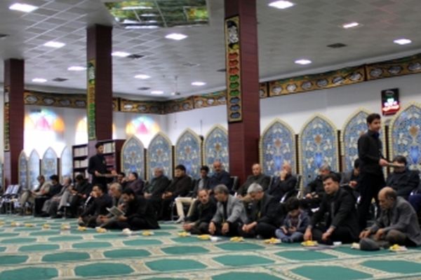 مسجد امام جماعت می‌خواهد نه پیش‌نماز / حوزه‌علمیه برای مهارت‌افزایی ائمه جماعات چه می‌کند؟