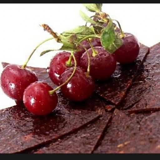 چگونه “لواشک آلبالو” را در خانه درست کنیم؟