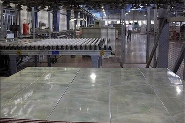 ابتکار جالب مخترع مشهدی سبب کاهش قیمت نهایی کاشی و سرامیک می‌شود