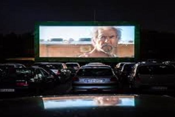 سینما ماشین در مشهد