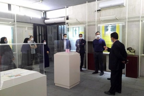 افتتاح نمایشگاه کوپن‌های صلح و جنگ در محل باغ موزه نادری