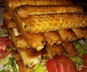 طرز تهیه “سمبوسه رولی” با گوشت چرخ کرده در منزل