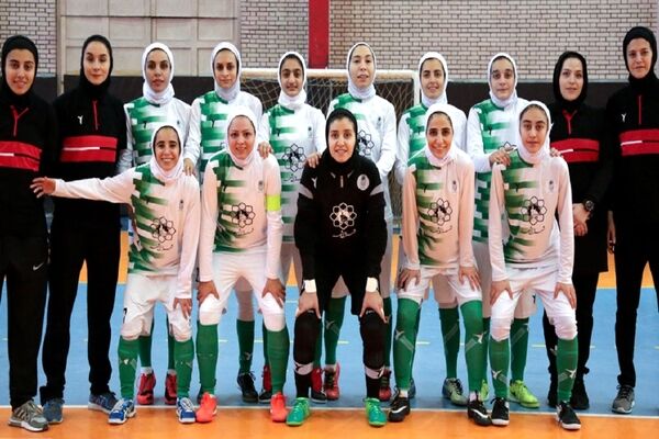 بی‌توجهی به فوتبال بانوان مشهد