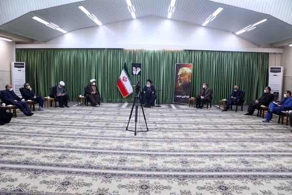 مسئله گرانی روز افزون و معشیت مردم بسیار مهم است