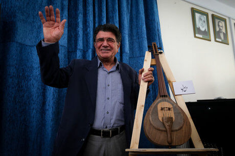 "طنين ربنا"